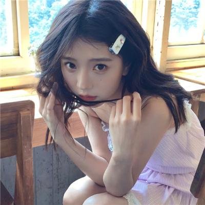 推手推车的男人